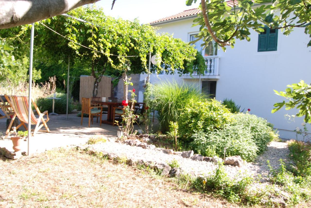 Rustic Holiday Home Miketa Lukoran Dış mekan fotoğraf